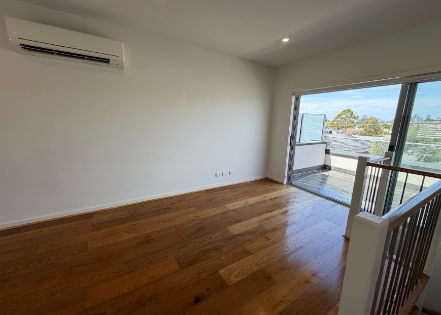 spotless bedroom with polished floorboards ready for final rental inspection in geelong